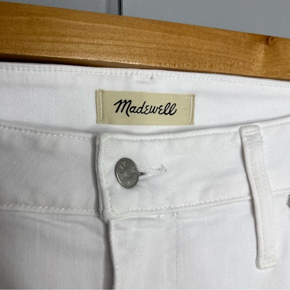 MADEWELL Pure White 10” High-Rise Skinny Distressed Jeans - Picture 4 of 6